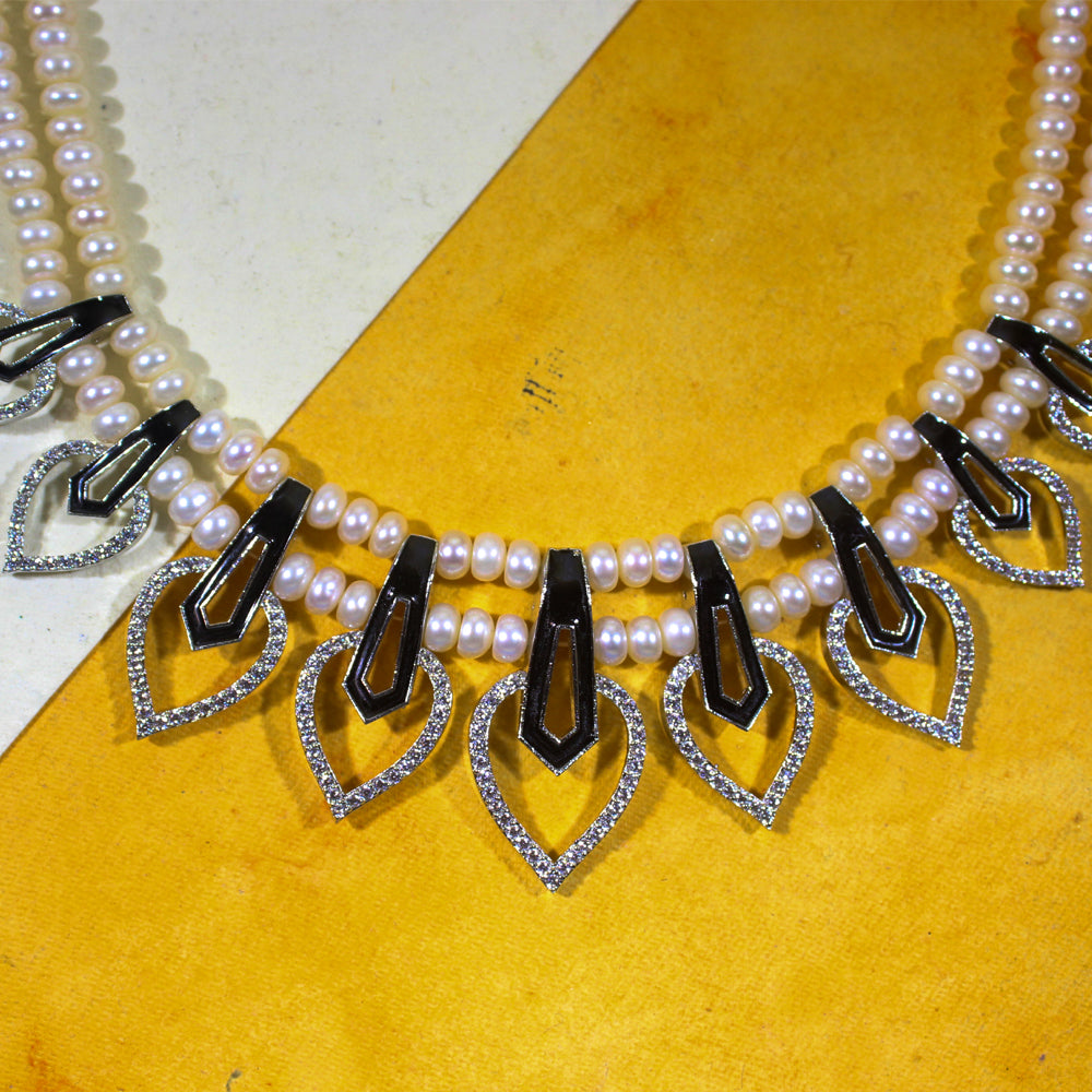 Black Meena & Pearl Leaf Necklace Set