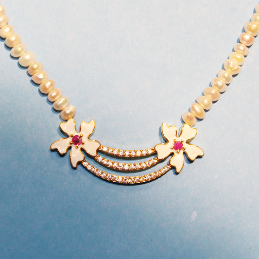 Shiuli Flower Motive Pearl Necklace Set