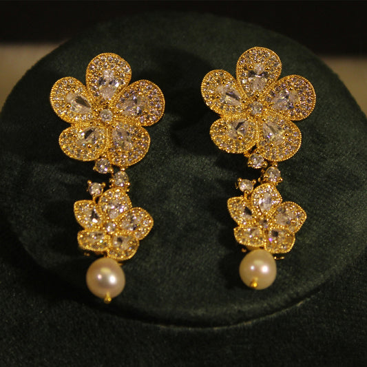 Rae Collection - Floral Pearl Necklace Set
