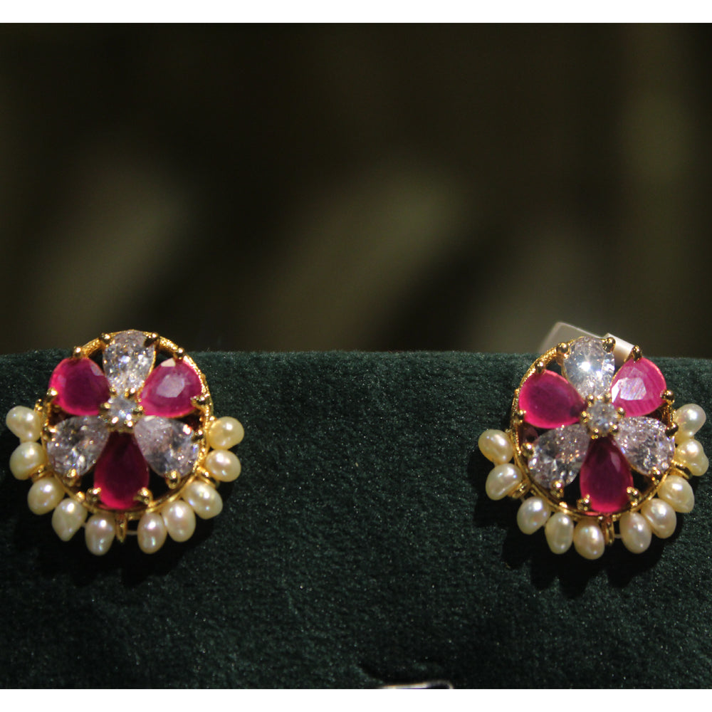 Rae Collection - Pearl Earring