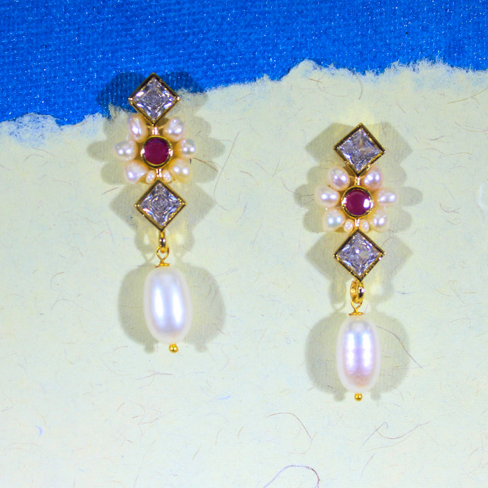 Classic Pearl  Necklace Set
