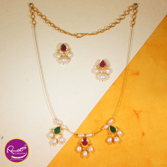 Rae Pearl with Wire Sleek Necklace Set