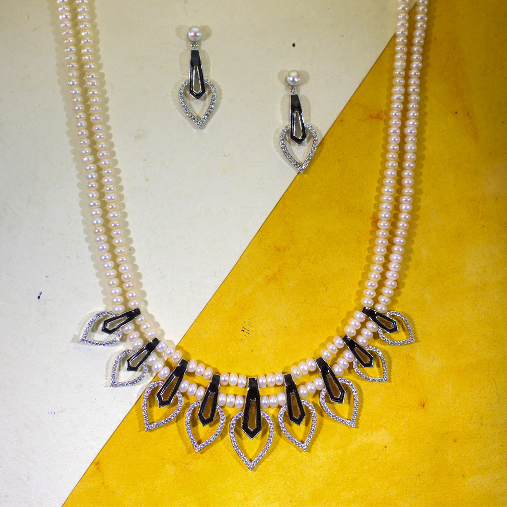 Black Meena & Pearl Leaf Necklace Set