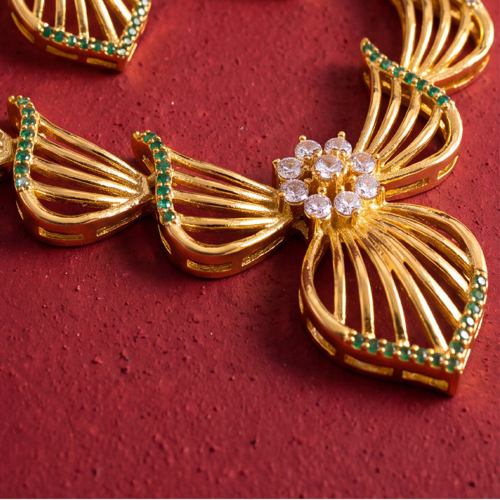 Golden Wing Elegance Necklace Set